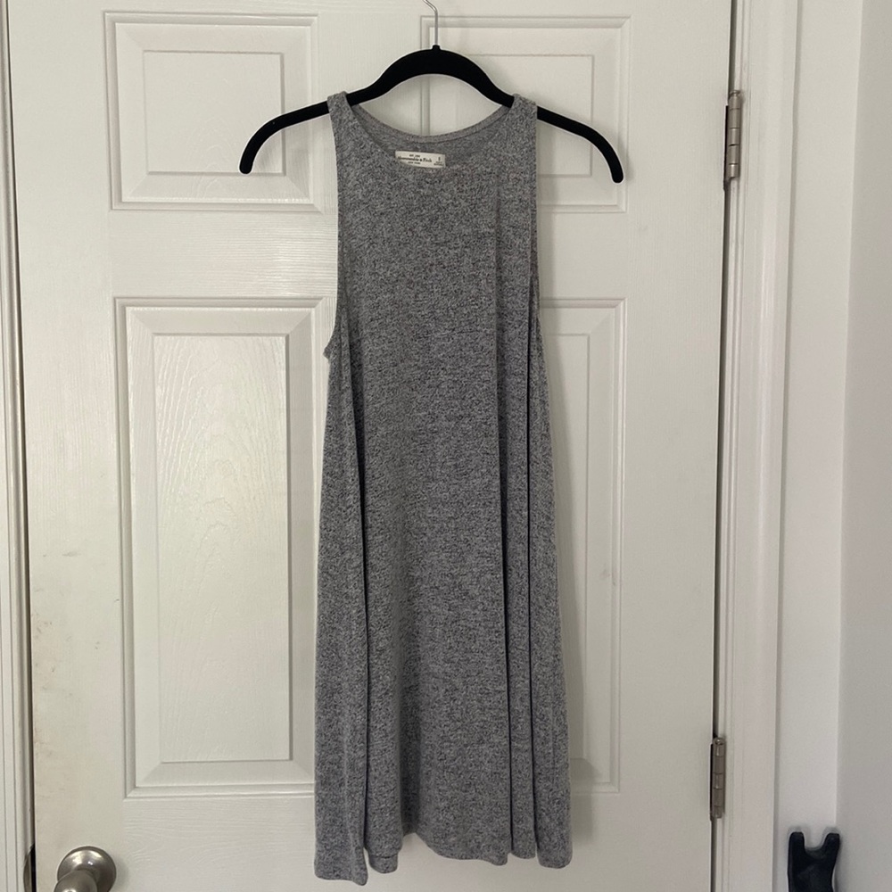 Abercrombie and Fitch gray weave dress! Size small!